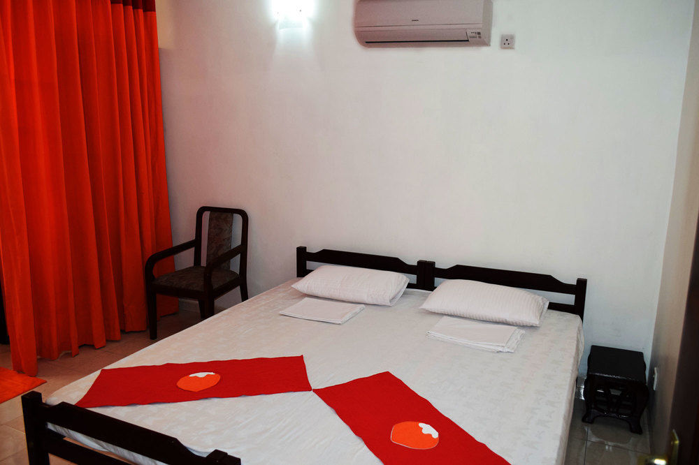 Hotel Thambili Island @ Stubbs Colombo Esterno foto